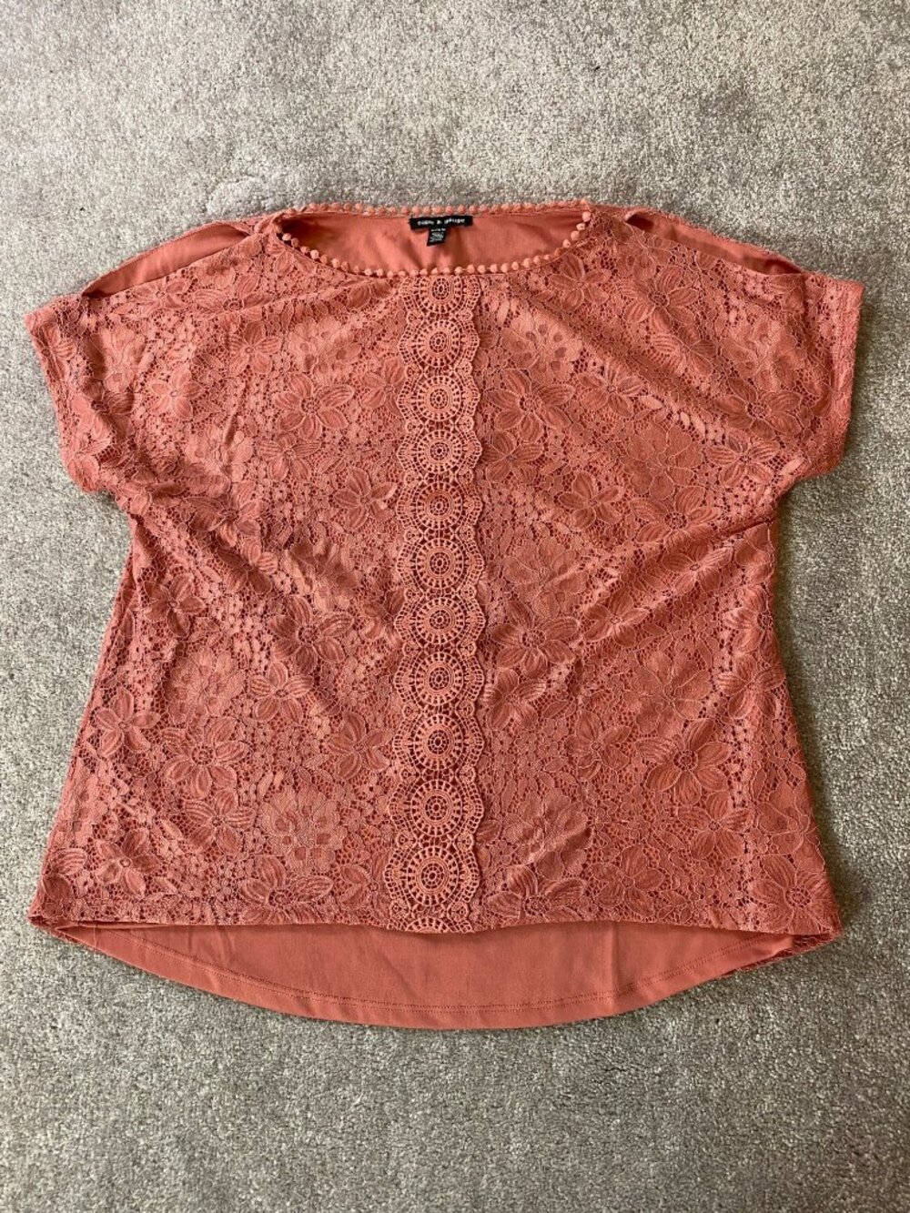 Cable & Gauge Coral Lace Short Sleeve Top XL